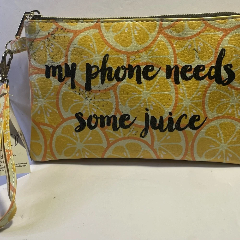 Charming Charlie Lemon Yellow Zip Bag with Phone Charge - Picture 2 of 6